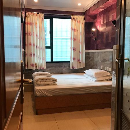 Just Inn On Nathan Road Хонконг Екстериор снимка