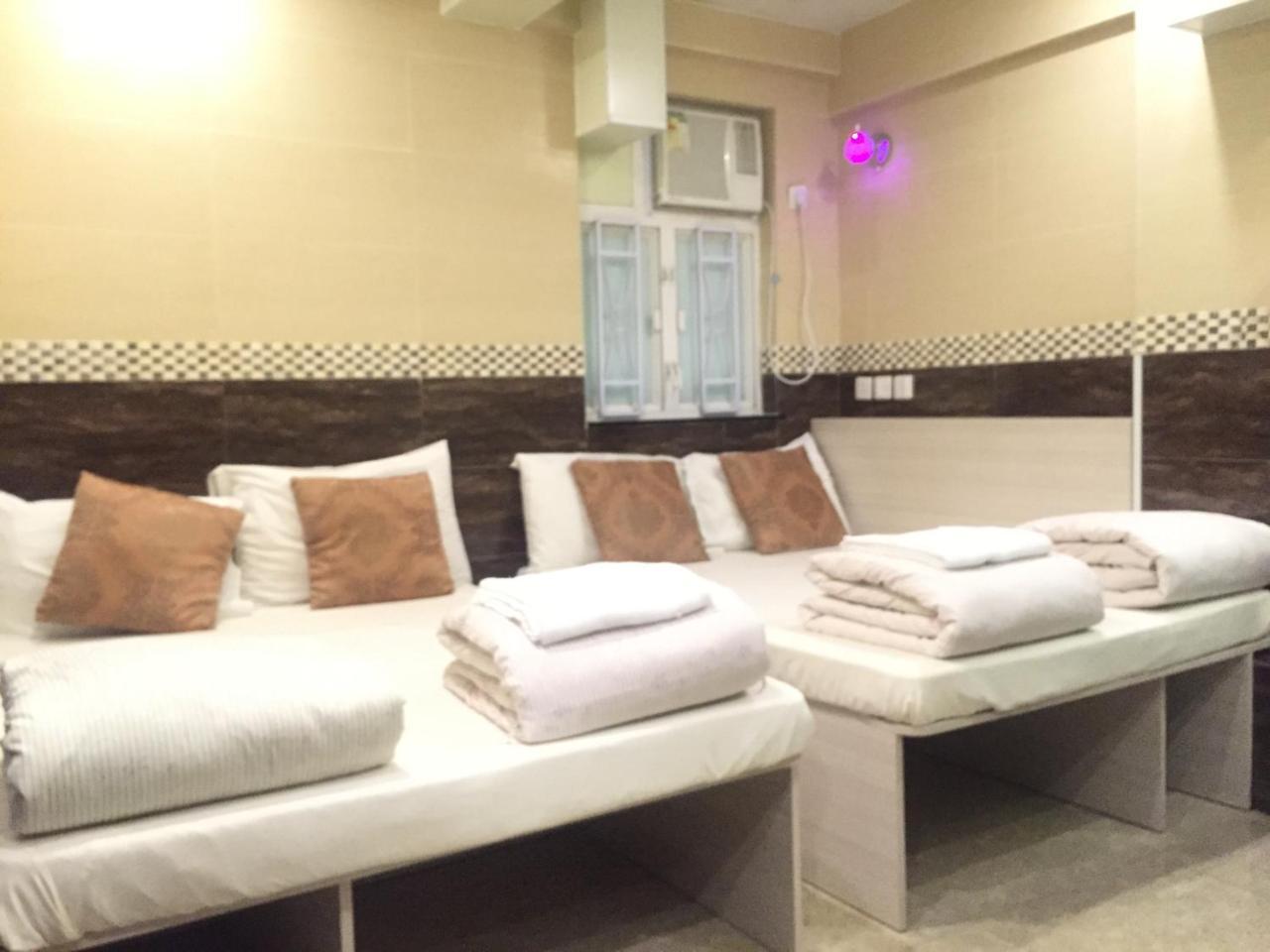 Just Inn On Nathan Road Хонконг Екстериор снимка